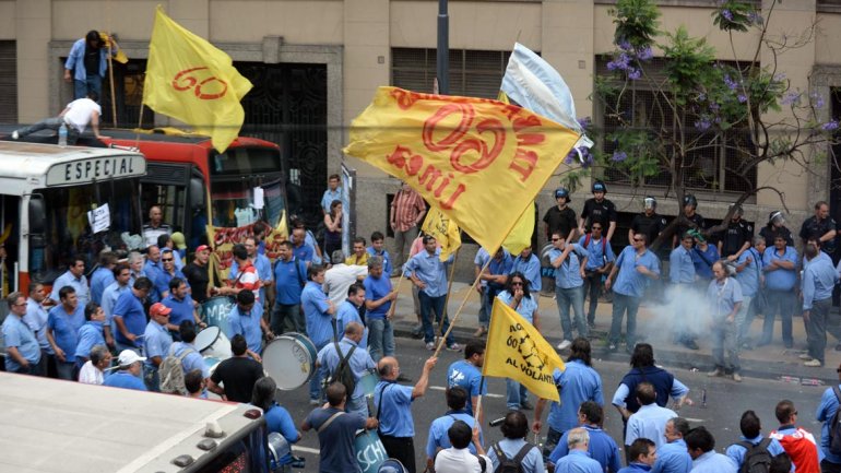 Los trabajadores de la 60 ya tienen su cumbia