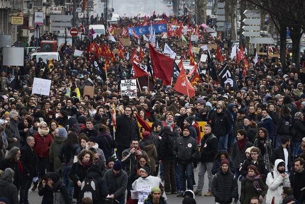 Firme resistencia en Francia a la flexibilización laboral