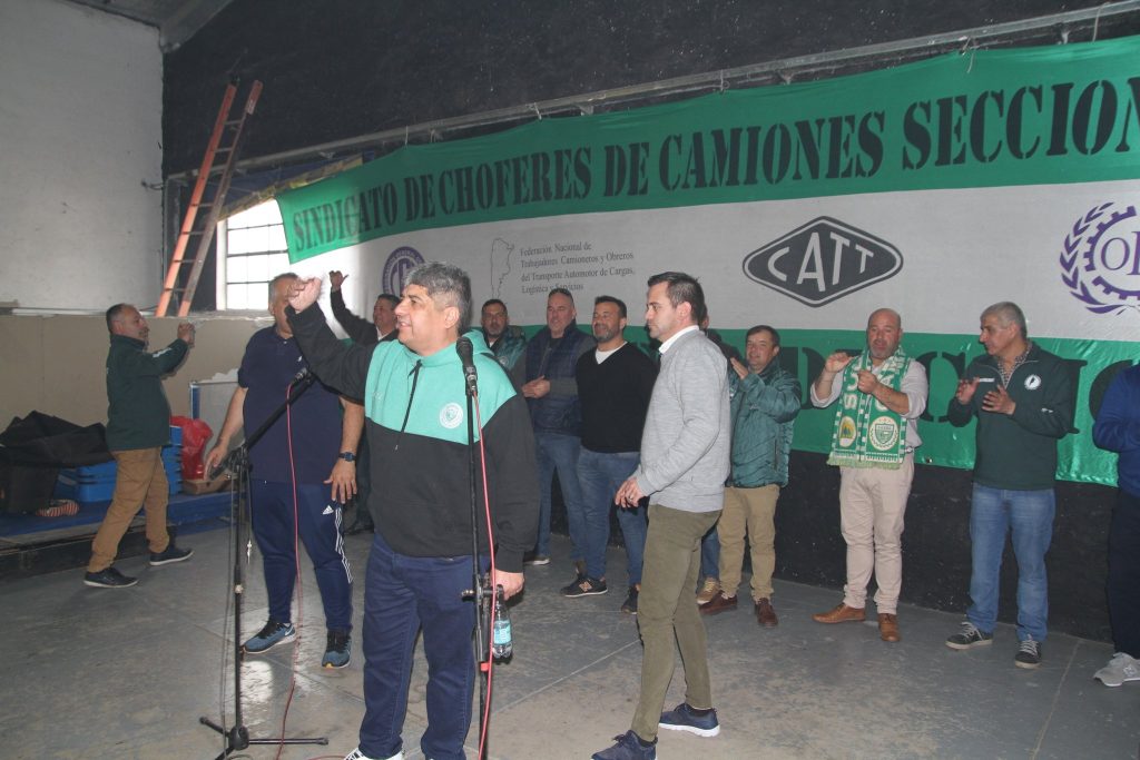 Pablo Moyano contundente: "Clarín, La Nación, la Justicia, Bunge y Born, el campo, AEA. Ellos son los que quieren voltear al gobierno"