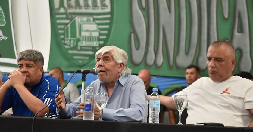 La Federación de Camioneros presentó una cautelar contra la restitución de Ganancias y la reforma laboral de la Ley Bases