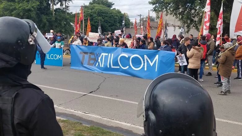 Catamarca: Tras su intento de vaciamiento, Textilcom se niega a indemnizar a sus 134 trabajadores despedidos