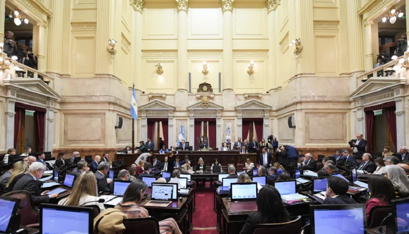 #LeyBases Los trabajadores Viajantes de los pocos que sobrevivieron y lograron la no derogación de su estatuto en el Senado