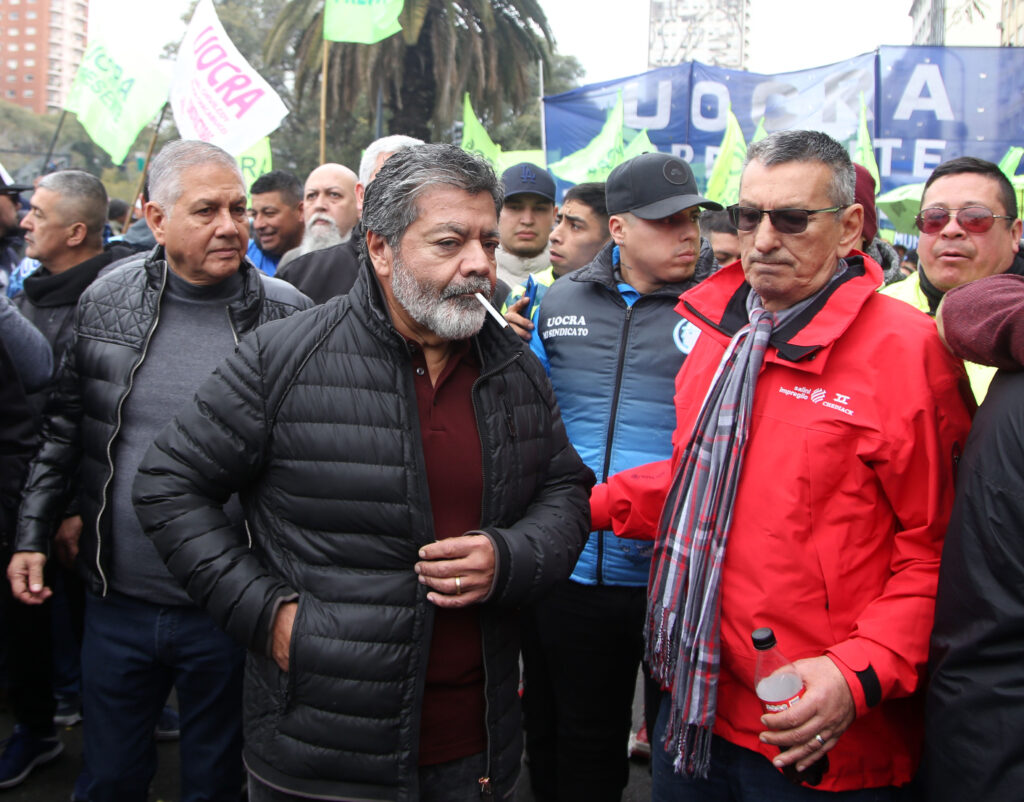 En el Gobierno aspiran a que la CGT designe a Gerardo Martínez, un dialoguista, para el Consejo de Mayo