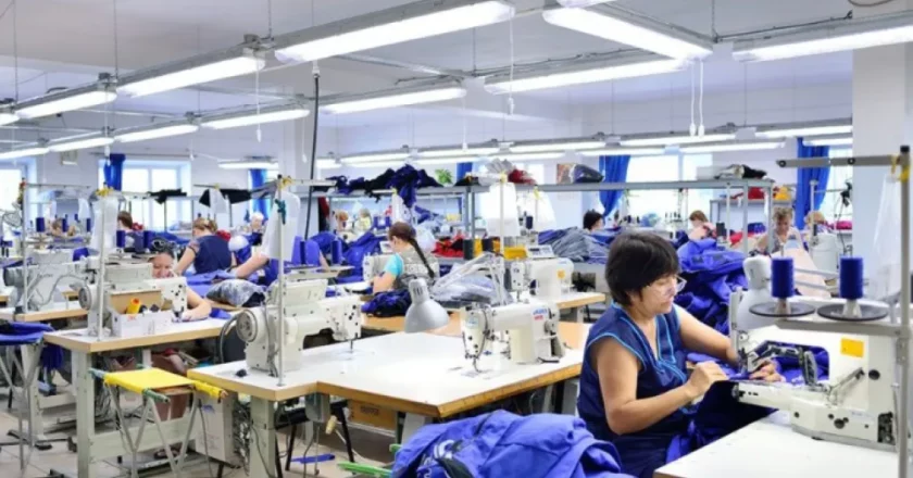 Por el impacto de la crisis, las empresas de la industria textil ya despidieron más de 5 mil trabajadores y suspendieron otros 10 mil