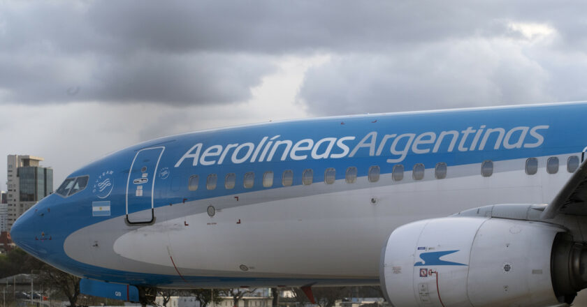 Se dictó la conciliación obligatoria en Aerolíneas Argentinas y Milei busca garantizarse los vuelos al inicio de las vacaciones de invierno