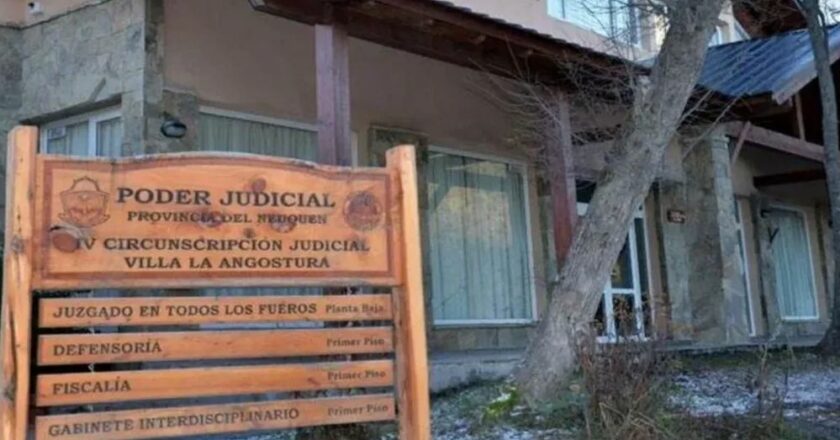 Villa La Angostura: un trabajador hipoacúsico denunció a sus compañeros por violación y discriminación laboral