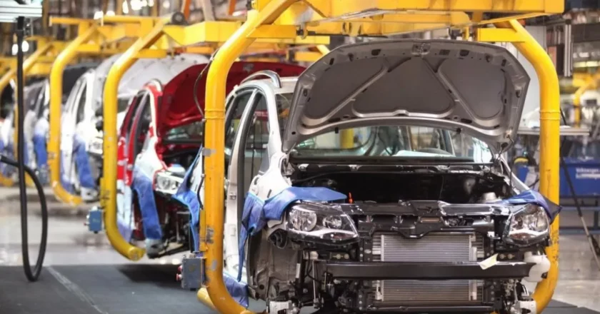 Preocupa al SMATA: la producción de automóviles se desplomó un 40% frente a junio del 2023