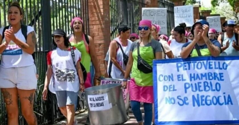 Las organizaciones sociales y la CTA marchan contra la política social de Pettovello: «La peor violencia es el hambre»