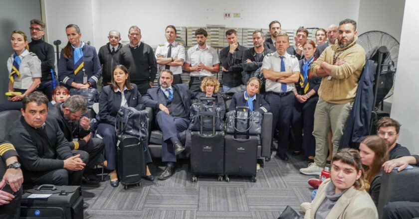 Aeronavegantes continúa con sus asambleas informativas en reclamo de recomposición salarial en los aeropuertos de Córdoba y Mendoza