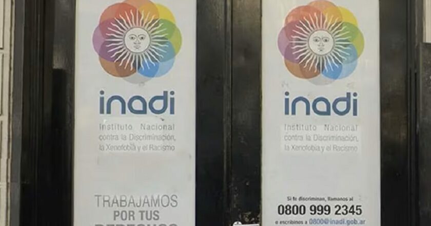 El Gobierno aplica la Ley Bases y pasa a disponibilidad a los trabajadores de planta permanente del INADI