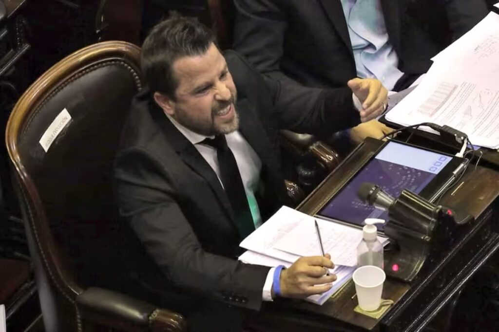 No salió: Tetaz juntó 112 de los 129 diputados que necesitaba para tratar la Reforma Sindical