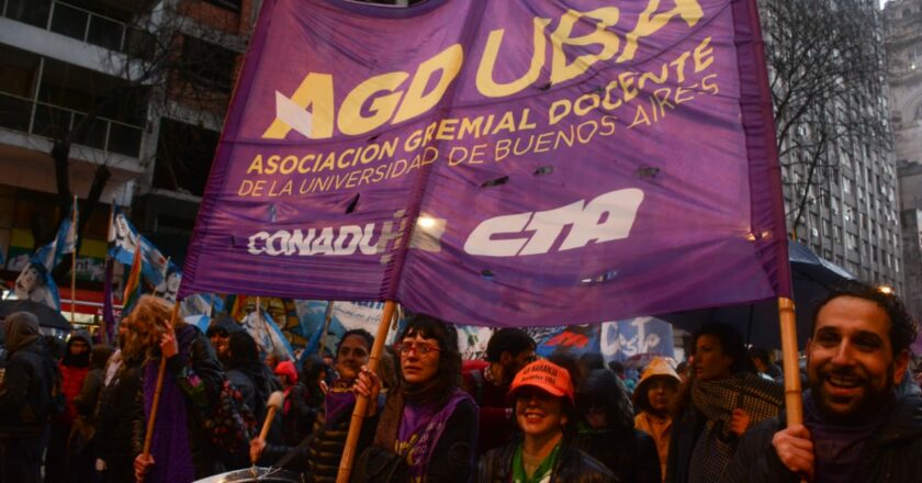 #CrisisUniversitaria Representantes gremiales de la UBA sostienen que “este Gobierno miente” sobre la situación