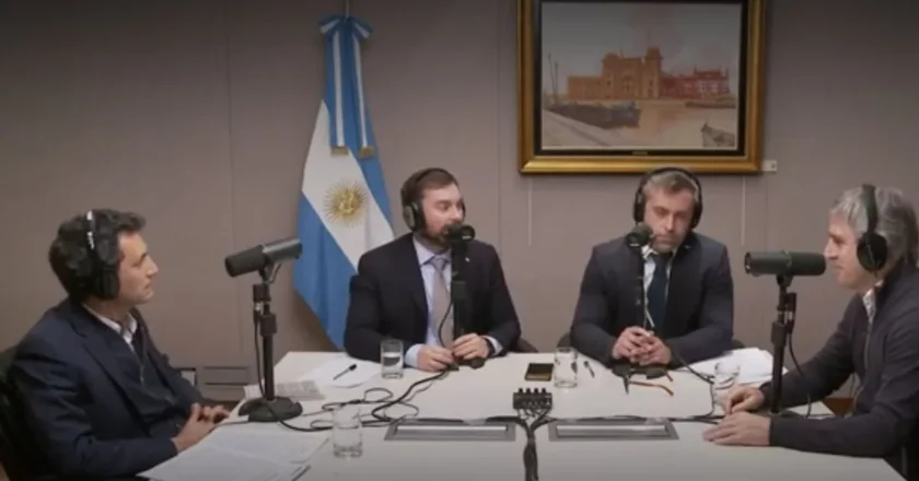 Caputo presentó su streaming con un abogado del Estudio Funes de Rioja, uno de los cerebros de la reforma laboral del Gobierno