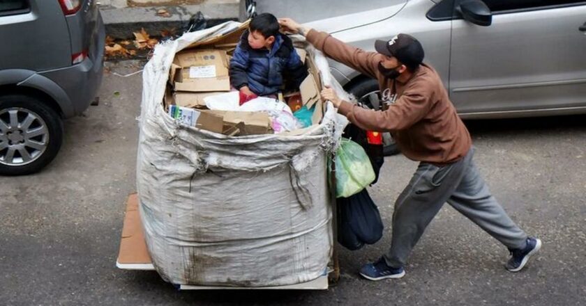 La pobreza ya está en 52,9%: aumentó un 30% en los primeros seis meses del año