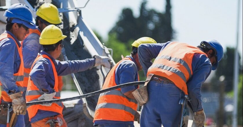 La pobreza ya alcanza al 30% de los trabajadores formales en relación de dependencia y al 70% entre los informales