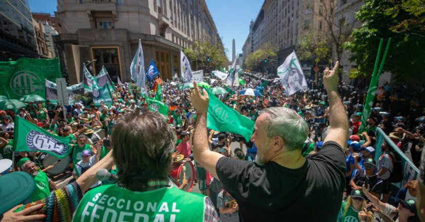 En medio del paro, el Gobierno de Milei convocó a paritarias a estatales y para ATE «se prepara otra traición»