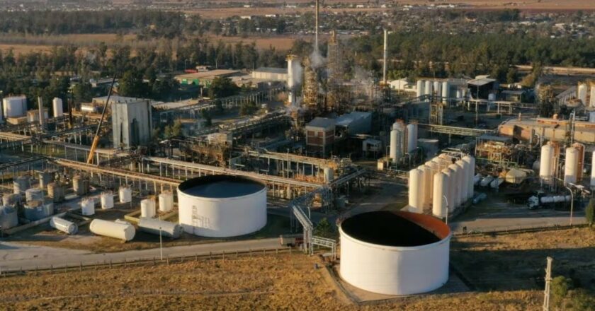 La Federación de Químicos y Petroquímicos exigió soluciones para evitar el cierre de la planta de Petroquímica Río Tercero