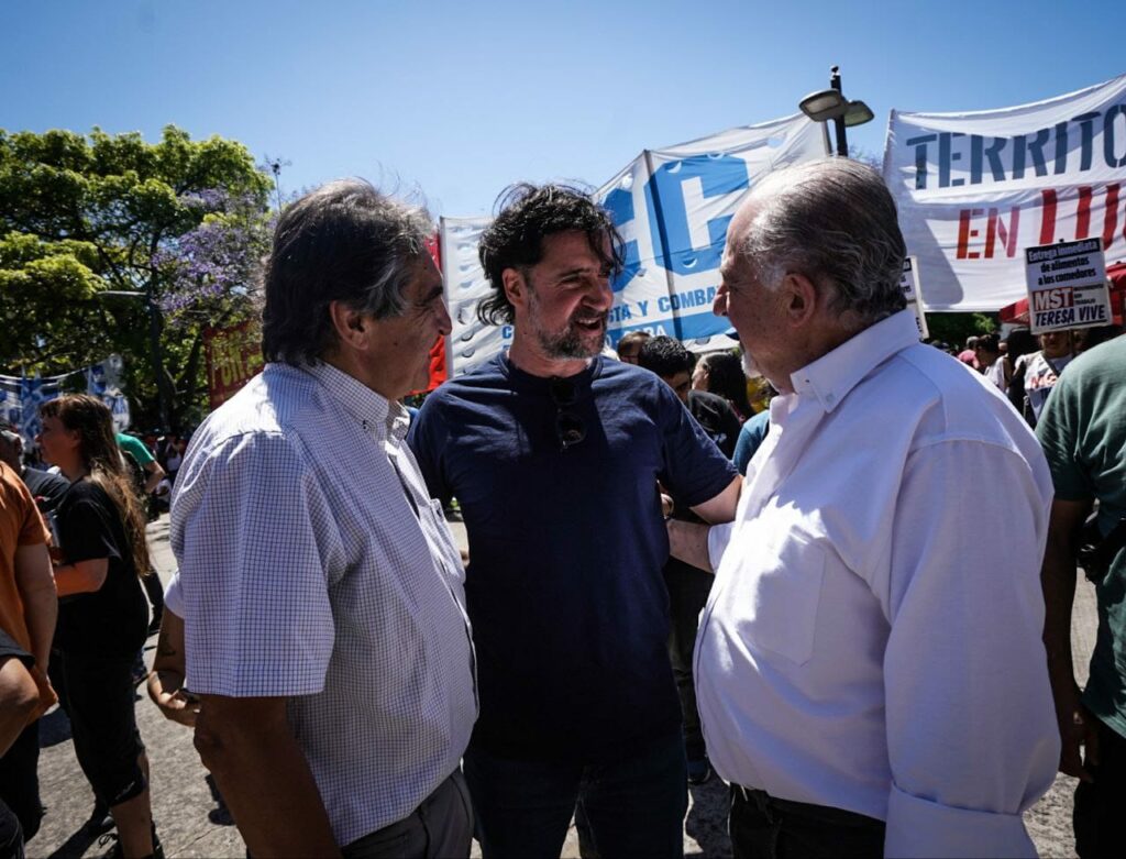 Las CTA le sumaron una Jornada Nacional de Protesta al paro de transporte: "No vamos a aceptar el castigo a los jubilados, la destrucción de la universidad ni la privatización de Aerolíneas"