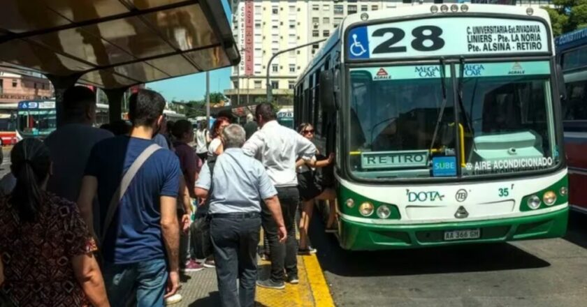 Fracasó una nueva reunión para destrabar la paritaria y la UTA queda más cerca de un paro total de colectivos