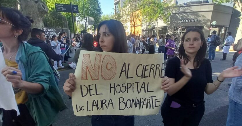 Los trabajadores realizarán una marcha desde el Garrahan hasta el Hospital Bonaparte «en defensa de la Salud Mental»