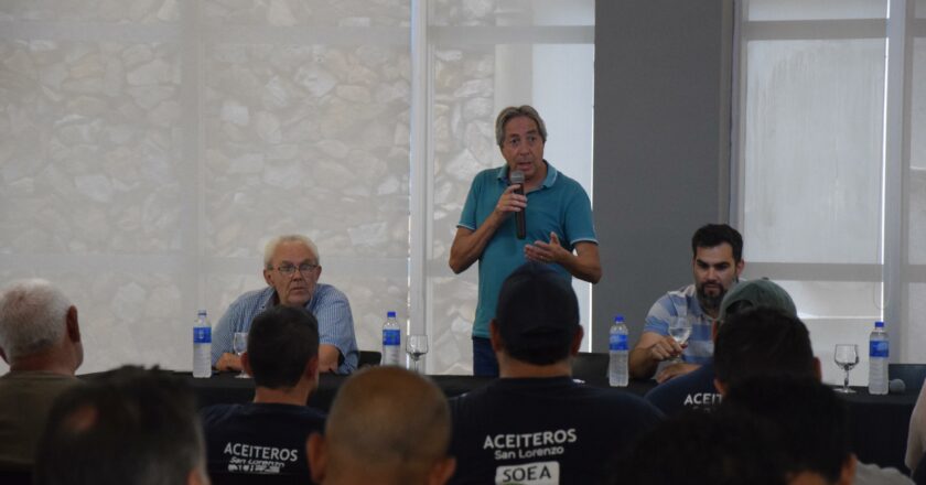 Aceiteros rechazó el Proceso Preventivo de Crisis de Vicentín, pidió los balances y advirtió que si tocan los empleos o el salario paralizarán el sector y los 17 puertos del cordón industrial de Rosario