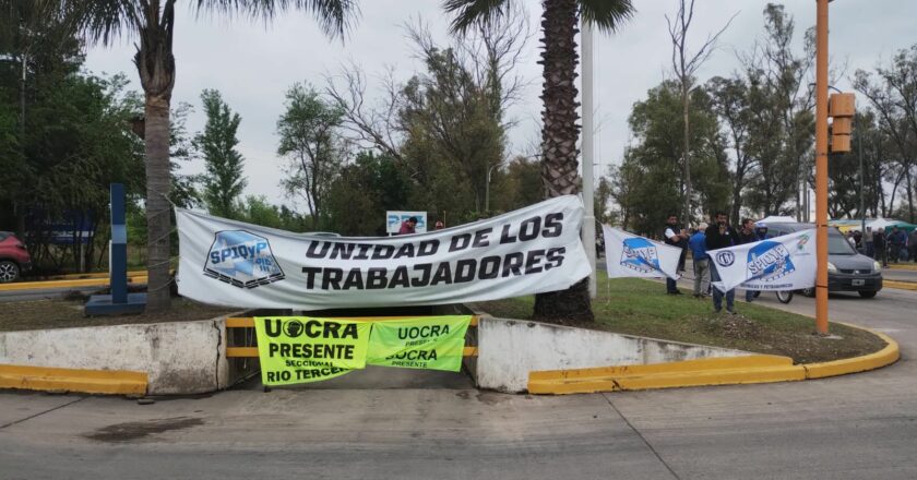 Petroquímica Río Tercero tuvo que reconocer que no atraviesa un proceso de crisis y que para despedir a su personal debe pagar los salarios caídos y el 100% de las indemnizaciones