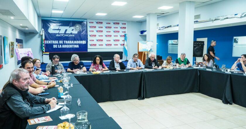 Yasky y Godoy avanzan en la reunificación de la CTA, exigen que se vuelva a discutir el Salario Mínimo y diseñan una movilización a Plaza de Mayo contra las políticas de Milei