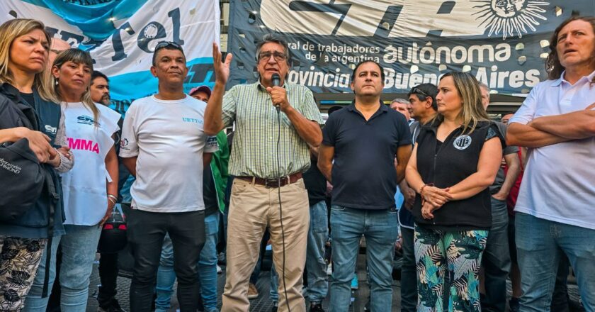 Gran movilización a Telefónica para exigir el cese de la persecución sindical