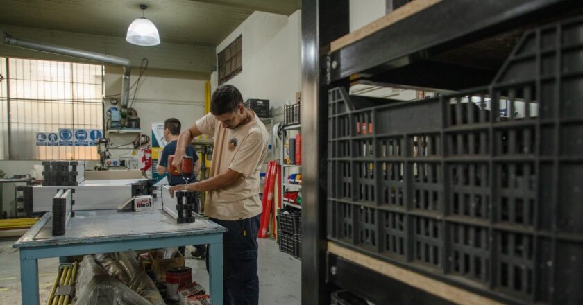 Según las cifras de los propios empresarios, ya cerraron 16.500 pymes en lo que va del año por la caída del consumo