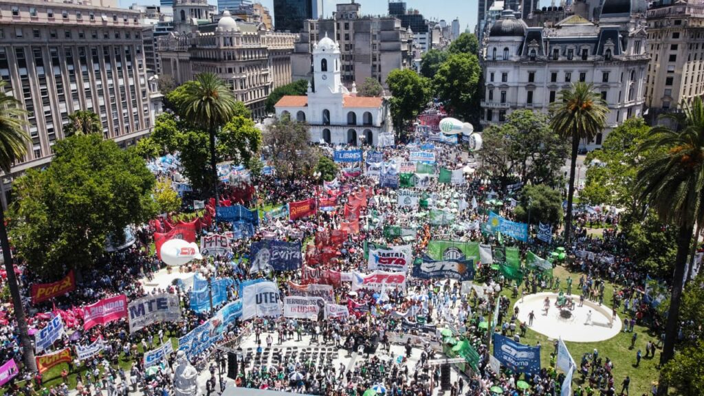 "Hubo canales de diálogo entre sindicatos y el Gobierno, pero nosotros no participamos porque consideramos que este no es el rumbo que necesita el país"