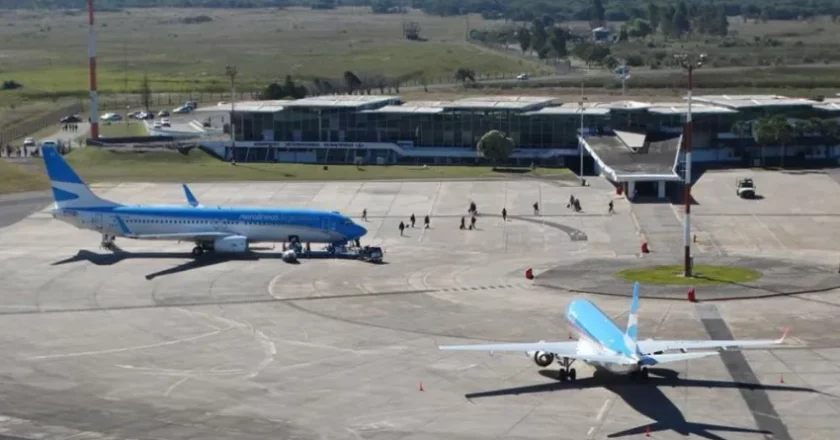 A última hora del viernes y en la previa de las fiestas, el Gobierno despidió a 50 trabajadores del Organismo Regulador de Aeropuertos (ORSNA) e intimó a otros 30 a jubilarse