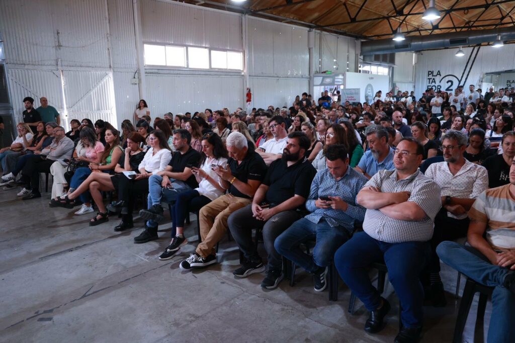 La Provincia de Buenos Aires lanzó un Registro para mejorar la inserción de Trabajadoras y Trabajadores de Cuidados