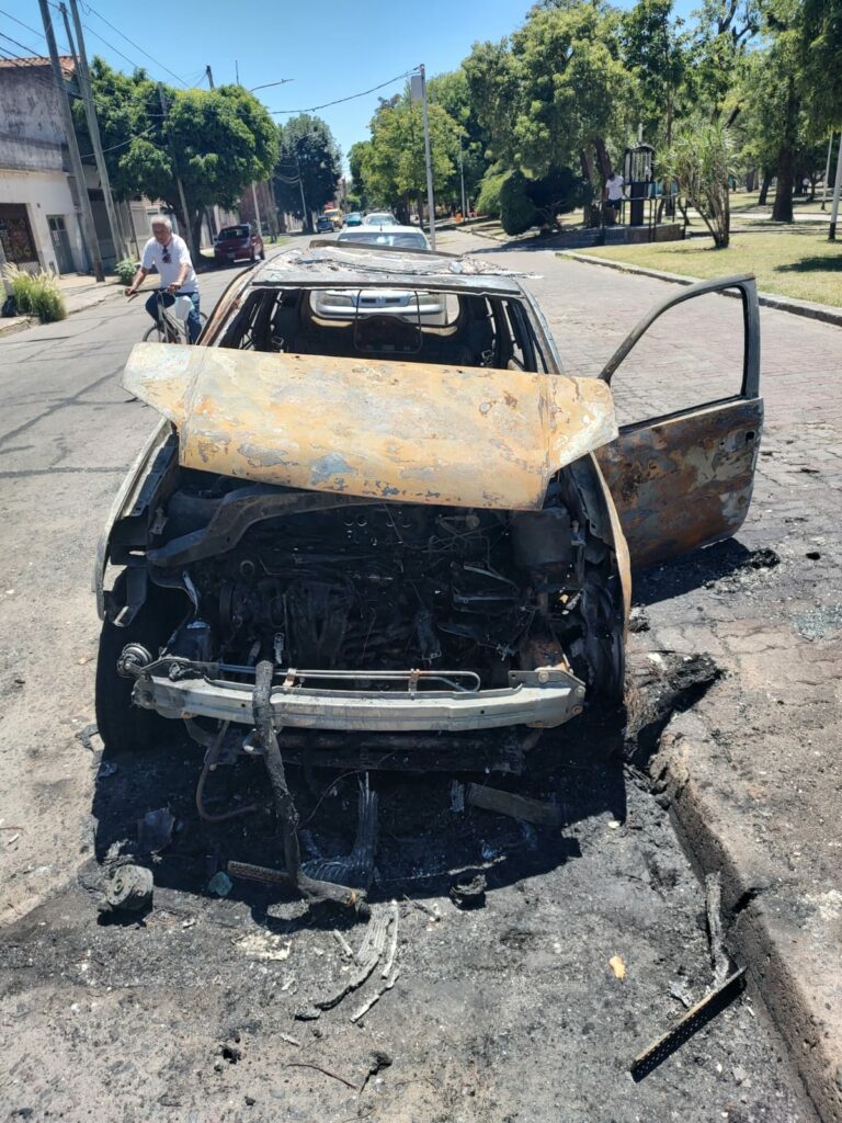 Denuncian un "atentado" contra el dirigente de ATE Capital que está el frente del conflicto en el Ministerio de Justicia de Cúneo Libarona