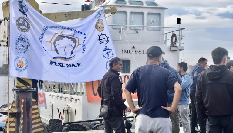 La CATT apoyó a los trabajadores del sector marítimo en la defensa de la soberanía nacional y la Marina Mercante y mañana marcharán al Congreso