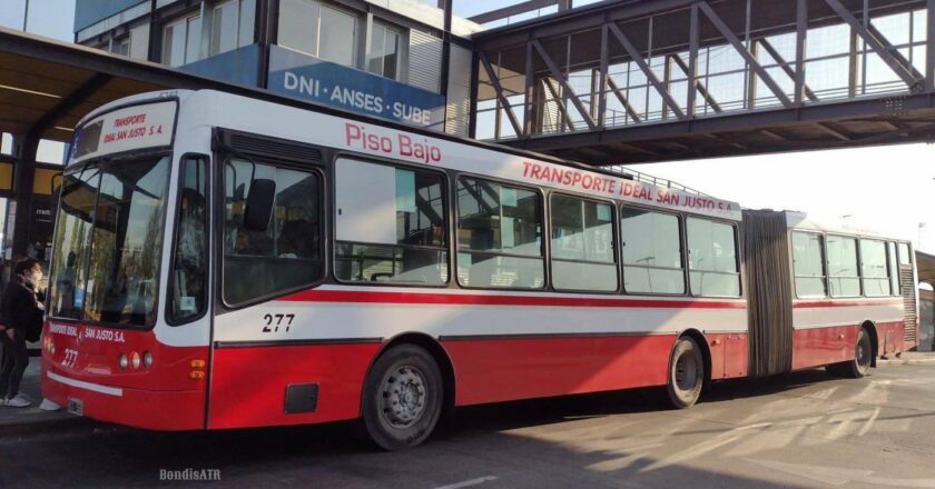 Paro de colectivos en el AMBA por tiempo indeterminado en la Ideal San Justo por salarios impagos: Las empresas reclaman aumento de pasaje o de subsidio