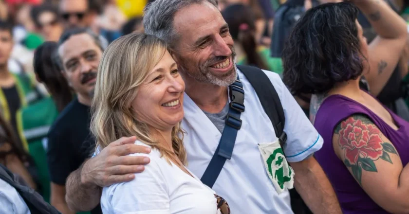 El hermano del pelado Trebucq marchó con los gremios «en defensa de la salud pública»