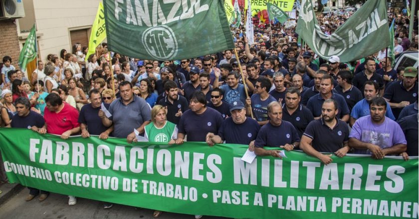 Otra vez para atrás: La planta de Fabricaciones Militares Fanazul paraliza la producción y los trabajadores movilizarán mañana por «despidos encubiertos»