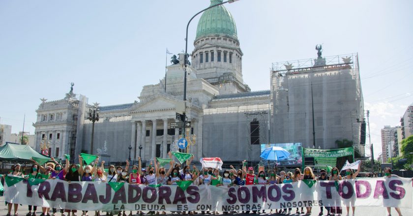 En la previa de una votación histórica, gremialistas feministas piden «urgente sanción» de la legalización del aborto